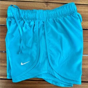 Nike DriFit Teal Aqua Mid Rise XS 3” running shorts